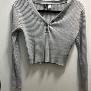H&M Light Gray Ribbed Knit Top